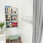 Ulivi - Charming 1 Bedroom Apartment With Garden And Parking Appartement