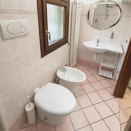 Ulivi - Comodita E Tranquillita Con Patio E Parcheggio Apartment Imperia