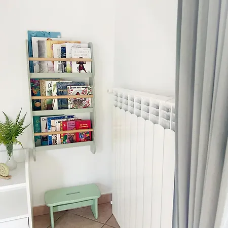 Ulivi - Charming 1 Bedroom With Garden And Parking Apartmán