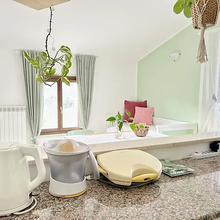 Ulivi - Charming 1 Bedroom With Garden And Parking