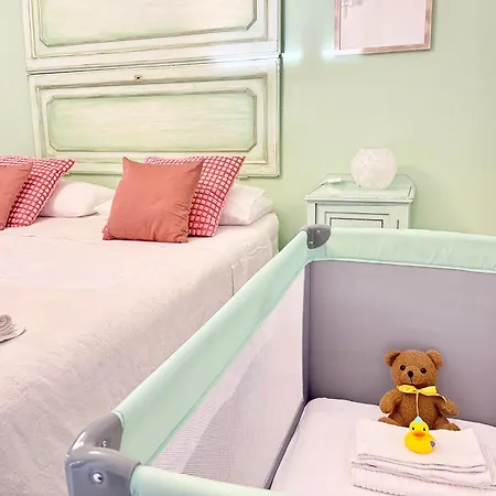 Ulivi - Charming 1 Bedroom With Garden And Parking Apartmán *