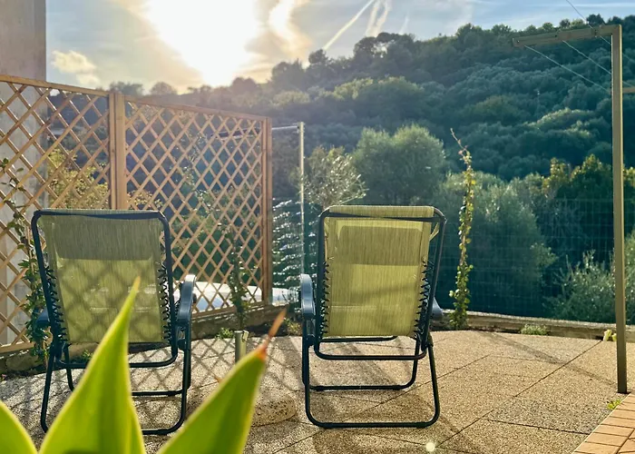 Ulivi - Comodita E Tranquillita Con Patio E Parcheggio Apartment