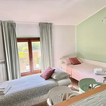 Appartement Ulivi - Charming 1 Bedroom With Garden And Parking Imperia