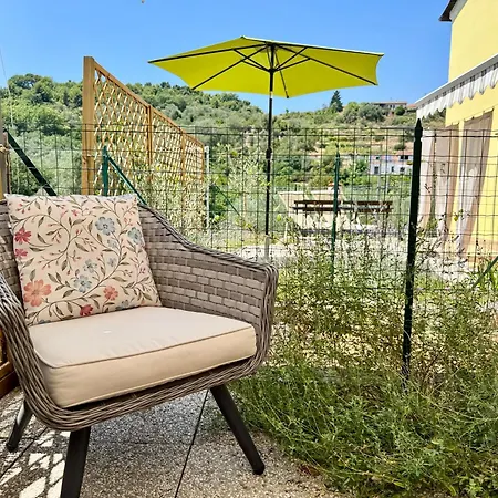 Ulivi - Charming 1 Bedroom With Garden And Parking