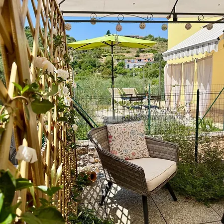 Daire Ulivi - Charming 1 Bedroom With Garden And Parking *